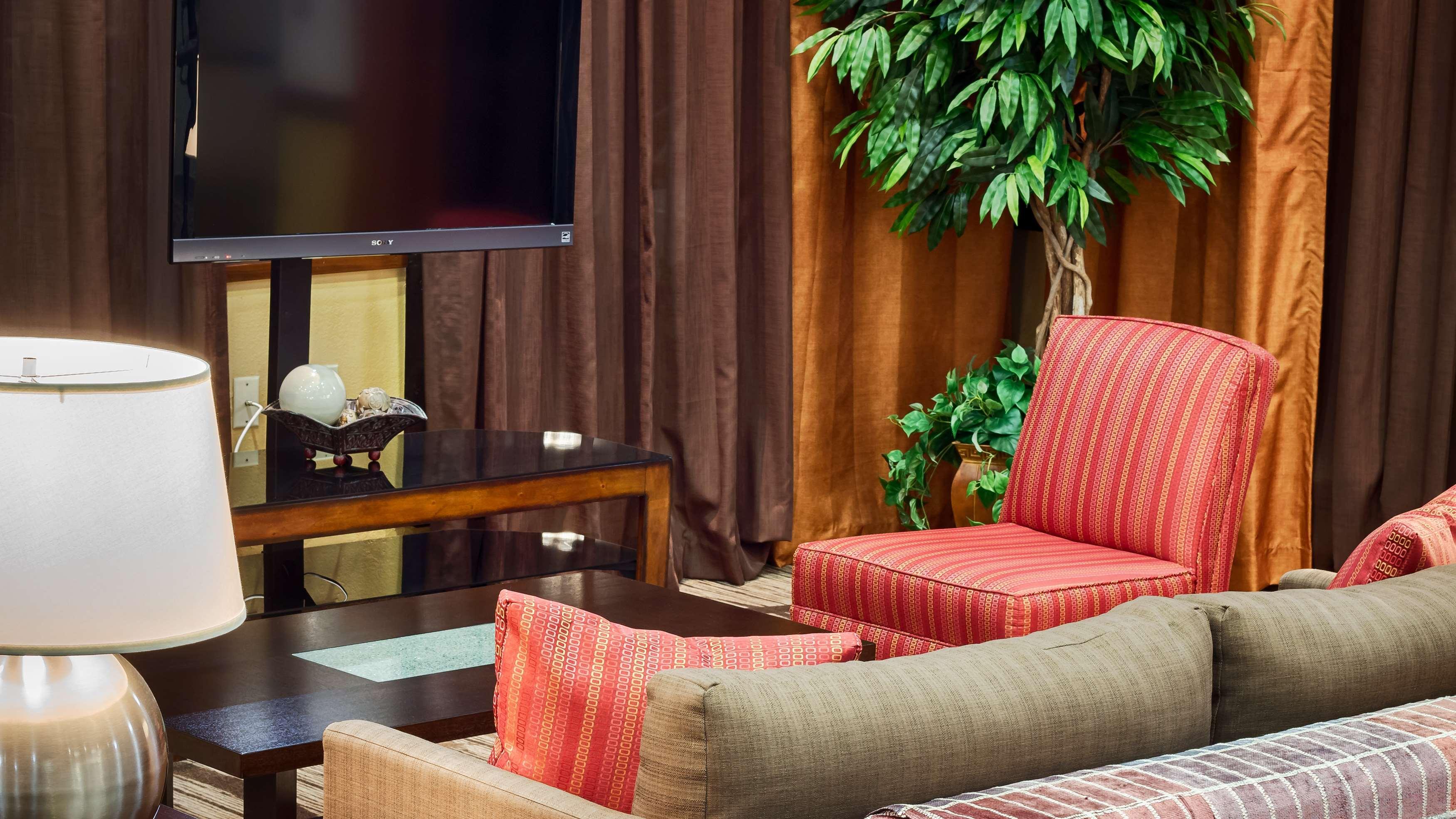 Best Western Dayton Inn & Suites Buitenkant foto