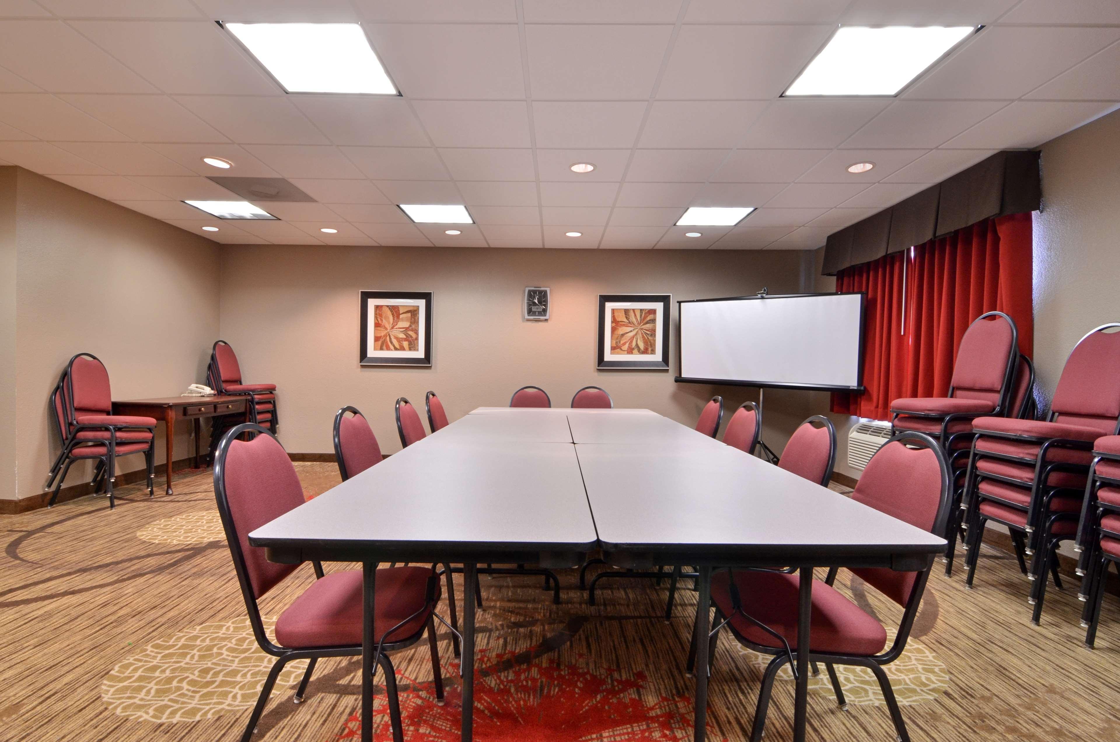 Best Western Dayton Inn & Suites Buitenkant foto